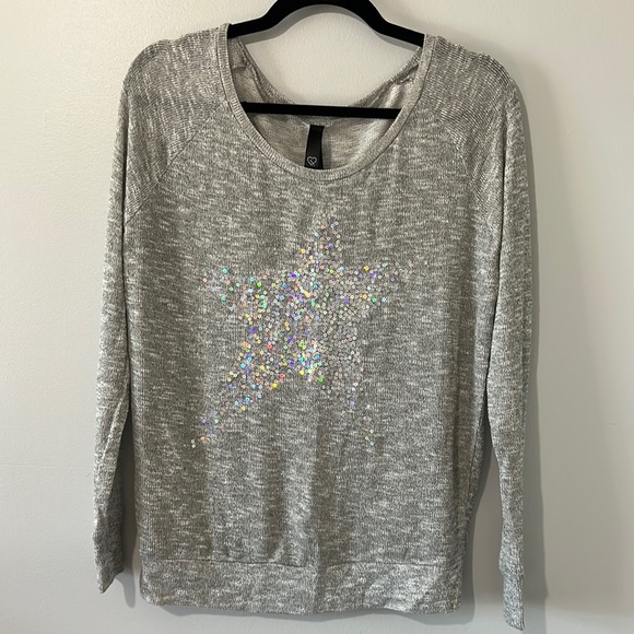 Lightweight Sparkle Star Sweater Medium - Picture 1 of 3